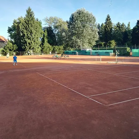Tenis Podebrady