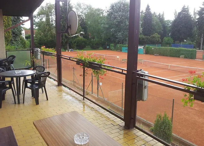 Tenis بيت ضيافة